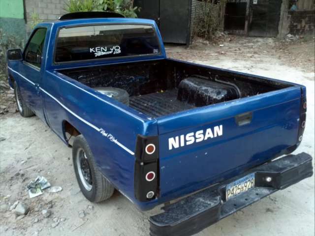 Pick up nissan hardbody en el salvador #5