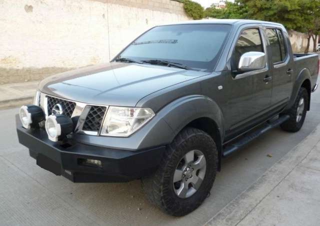 Nissan navara 2011