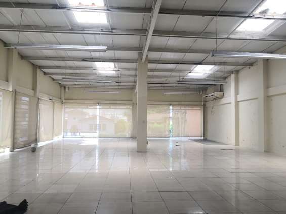 Edificio en venta sobre 49 avenida norte, san salvador en San Salvador